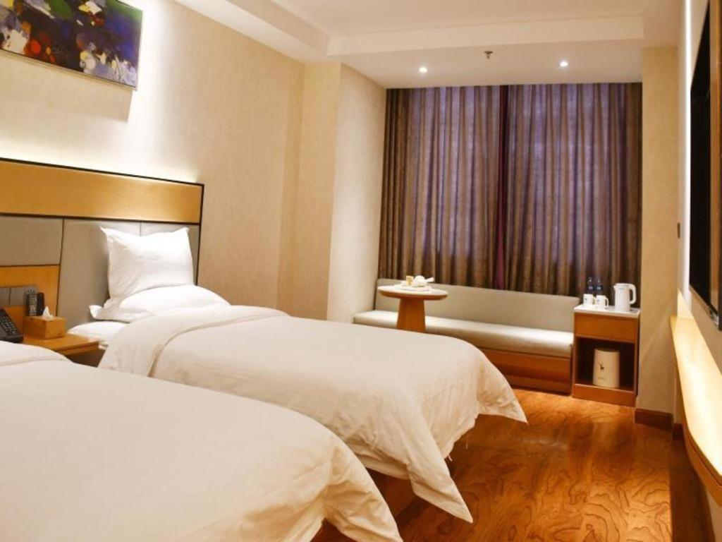 Greentree Inn Geermu Walking Street Business Hotel Golmud Екстериор снимка