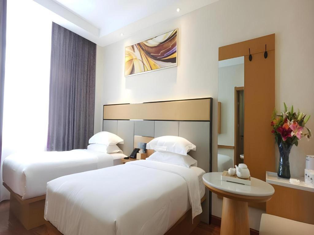Greentree Inn Geermu Walking Street Business Hotel Golmud Екстериор снимка