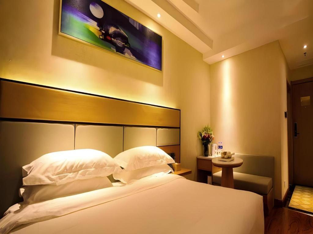 Greentree Inn Geermu Walking Street Business Hotel Golmud Екстериор снимка