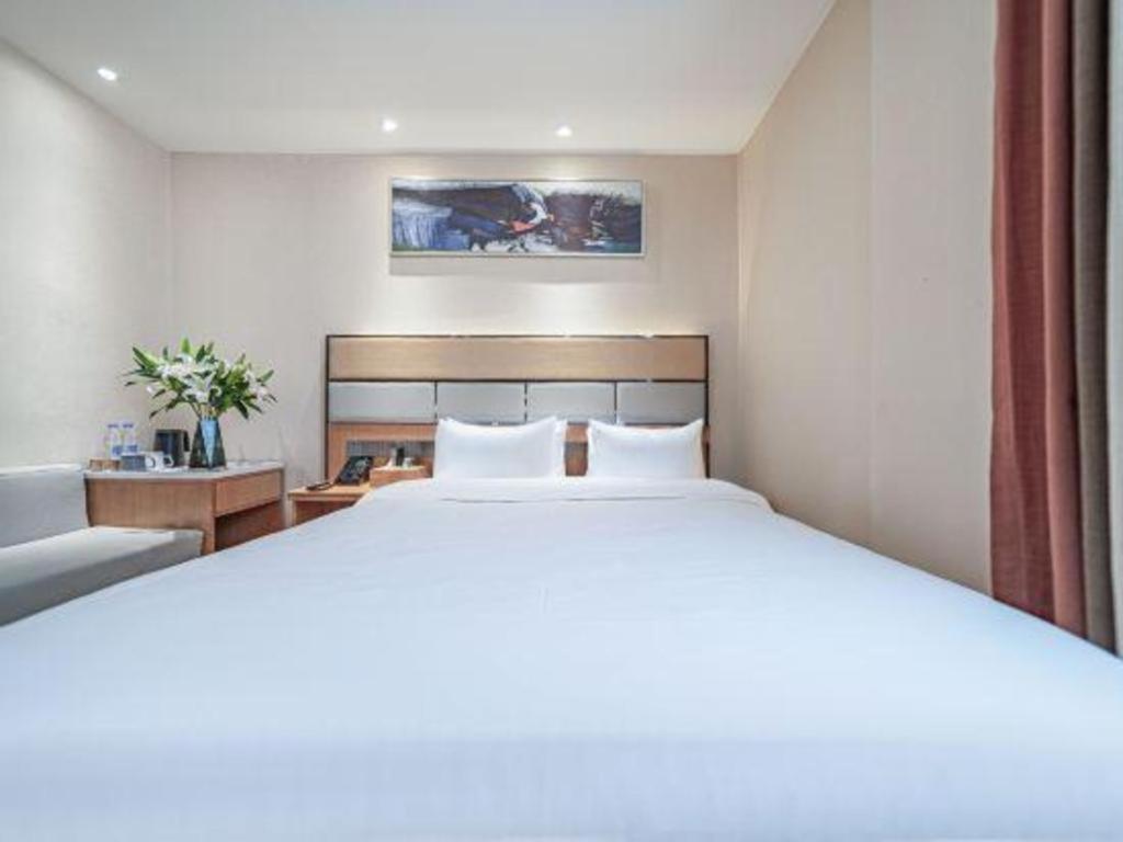 Greentree Inn Geermu Walking Street Business Hotel Golmud Екстериор снимка