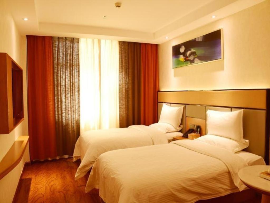 Greentree Inn Geermu Walking Street Business Hotel Golmud Екстериор снимка