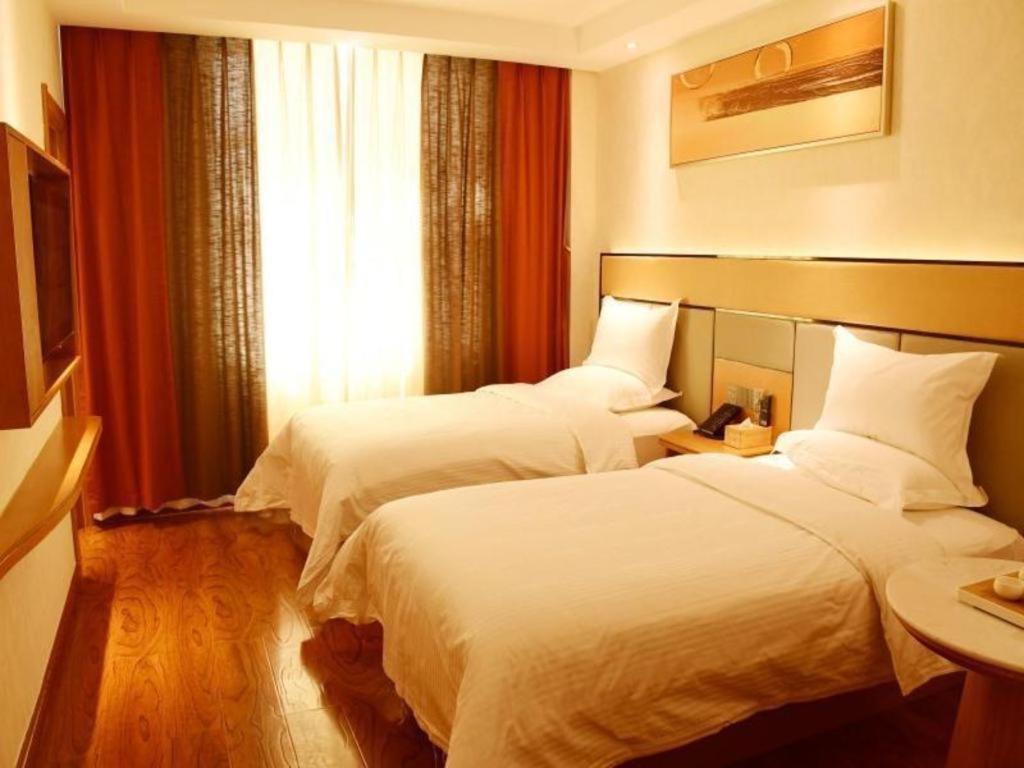 Greentree Inn Geermu Walking Street Business Hotel Golmud Екстериор снимка