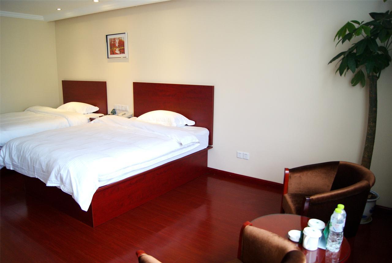 Greentree Inn Geermu Walking Street Business Hotel Golmud Екстериор снимка