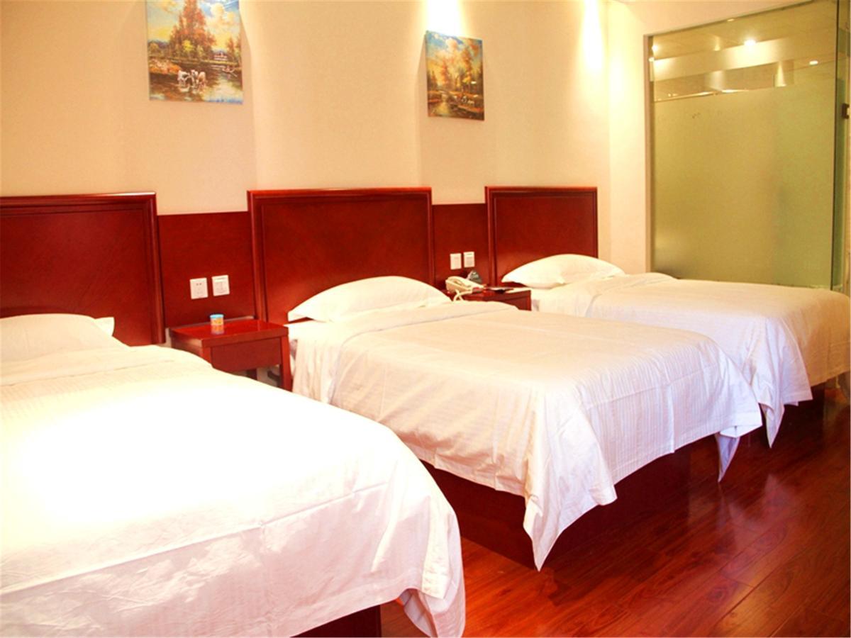 Greentree Inn Geermu Walking Street Business Hotel Golmud Екстериор снимка