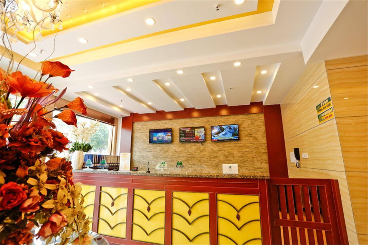 Greentree Inn Geermu Walking Street Business Hotel Golmud Екстериор снимка